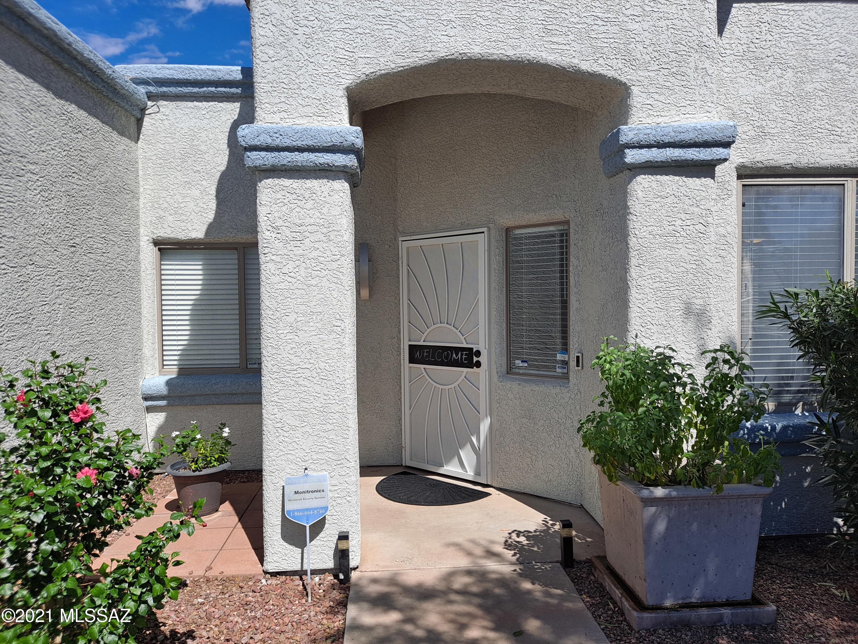 5500 South Wembly Road Tucson, AZ 85746 - Photo 4 of 43