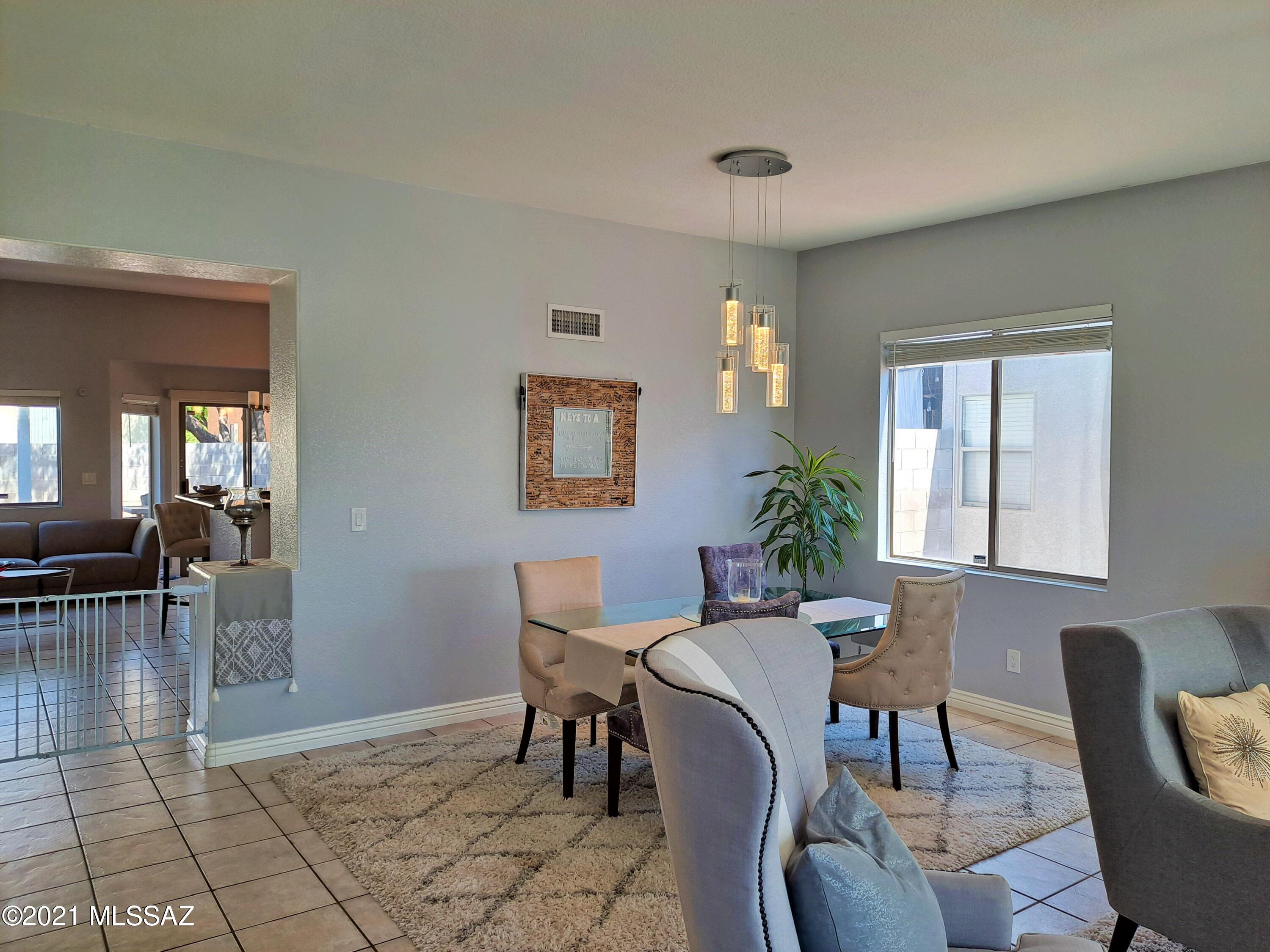 5500 South Wembly Road Tucson, AZ 85746 - Photo 5 of 43