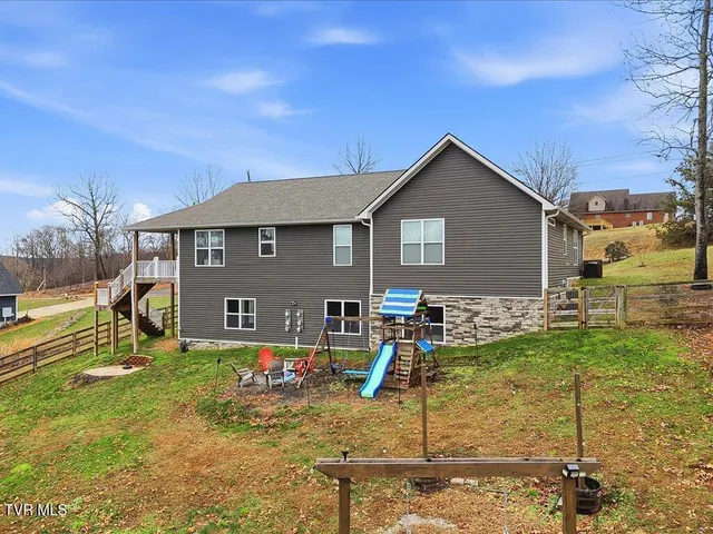 $490,000 | 284 Woodstock Drive, Rutledge, TN 37861