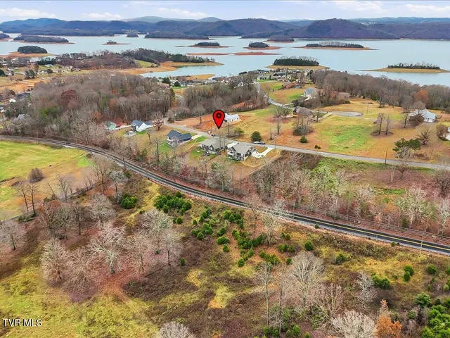 $525,000 | 284 Woodstock Drive, Rutledge, TN 37861