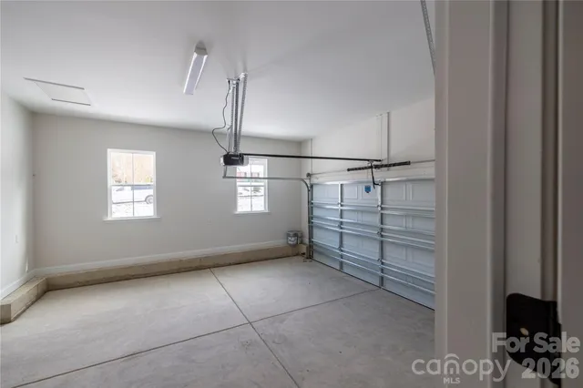 $519,900 | 1326 Brentwood Drive, Newton, NC 28658