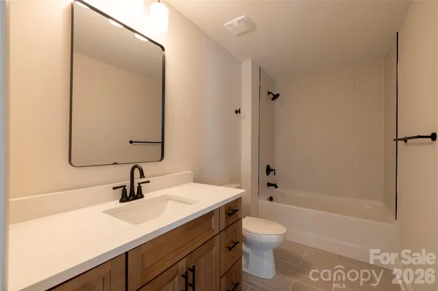 $519,900 | 1326 Brentwood Drive, Newton, NC 28658