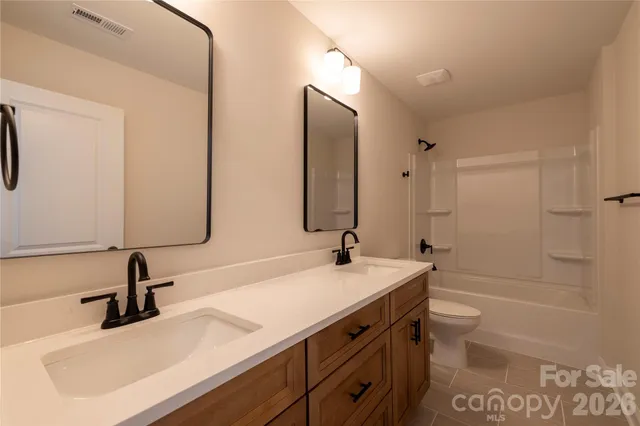 $519,900 | 1326 Brentwood Drive, Newton, NC 28658