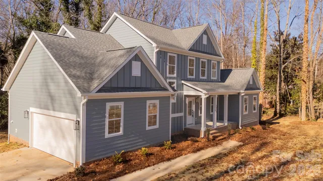 $519,900 | 1326 Brentwood Drive, Newton, NC 28658