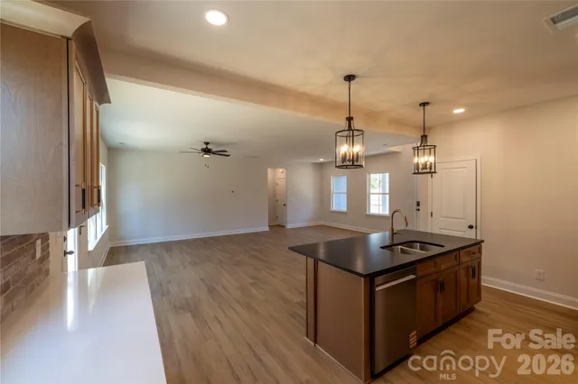 $519,900 | 1326 Brentwood Drive, Newton, NC 28658