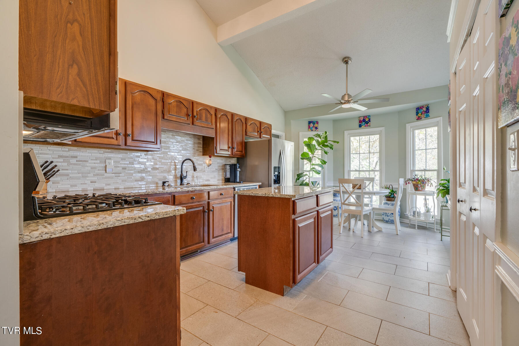 496 Mitchell Road Kingsport, TN 37663 - Photo 8 of 35 008