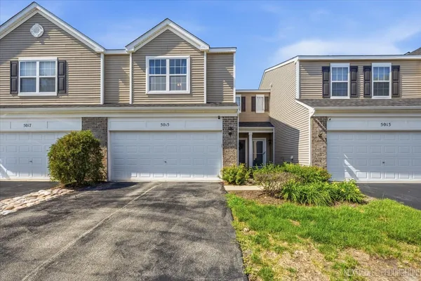 $275,000 | 5015 Montauk Drive, Plainfield, IL 60586