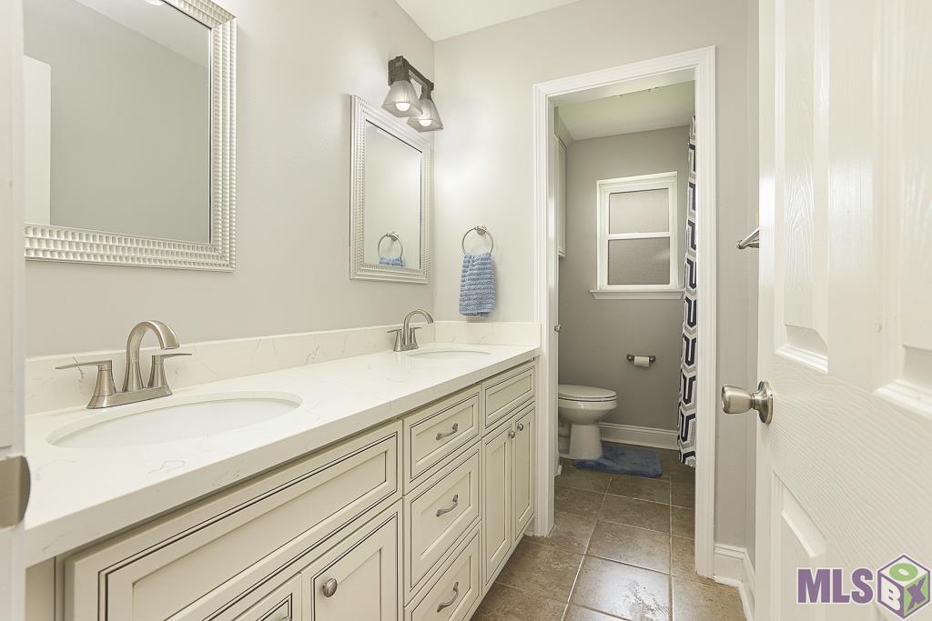 11052 Buxton Road St. Amant, LA 70774 - Photo 14 of 24