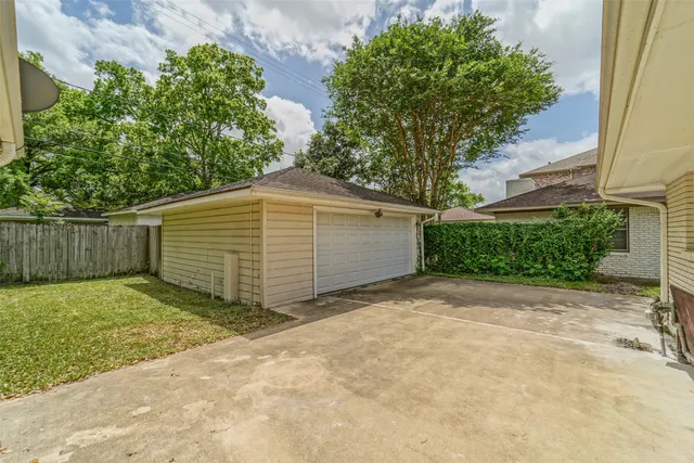 $2,750 | 3419 Norris Drive, Houston, TX 77025