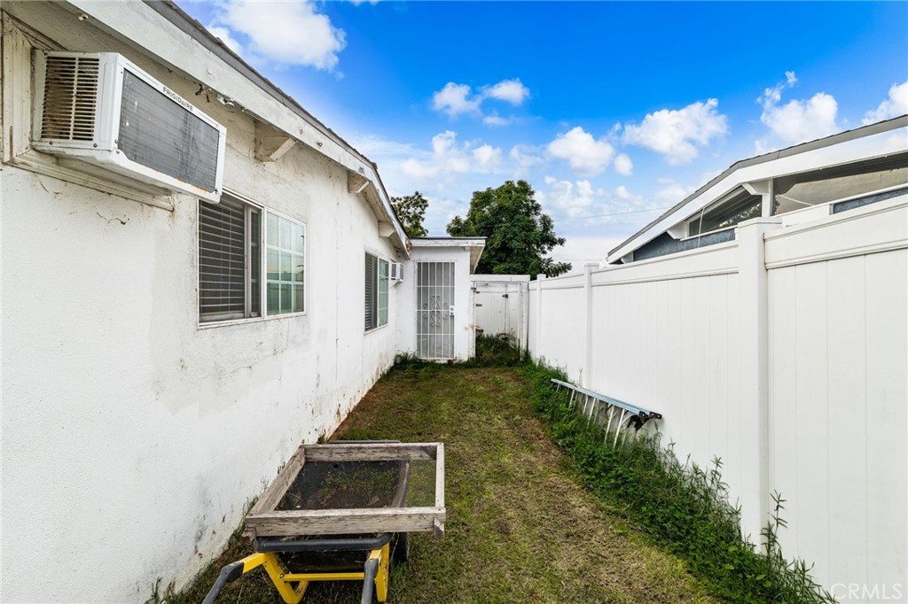 5208 North Leaf Azusa, CA 91702 - Photo 25 of 34 front view of a house with a yard
