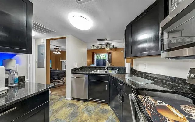 $174,900 | 4036 Angel Oak Court, Unit 104, Tampa, FL 33613