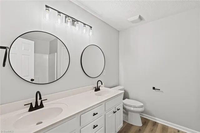 $299,900 | 1025 Somerset Crossing Lane, Kernersville, NC 27284