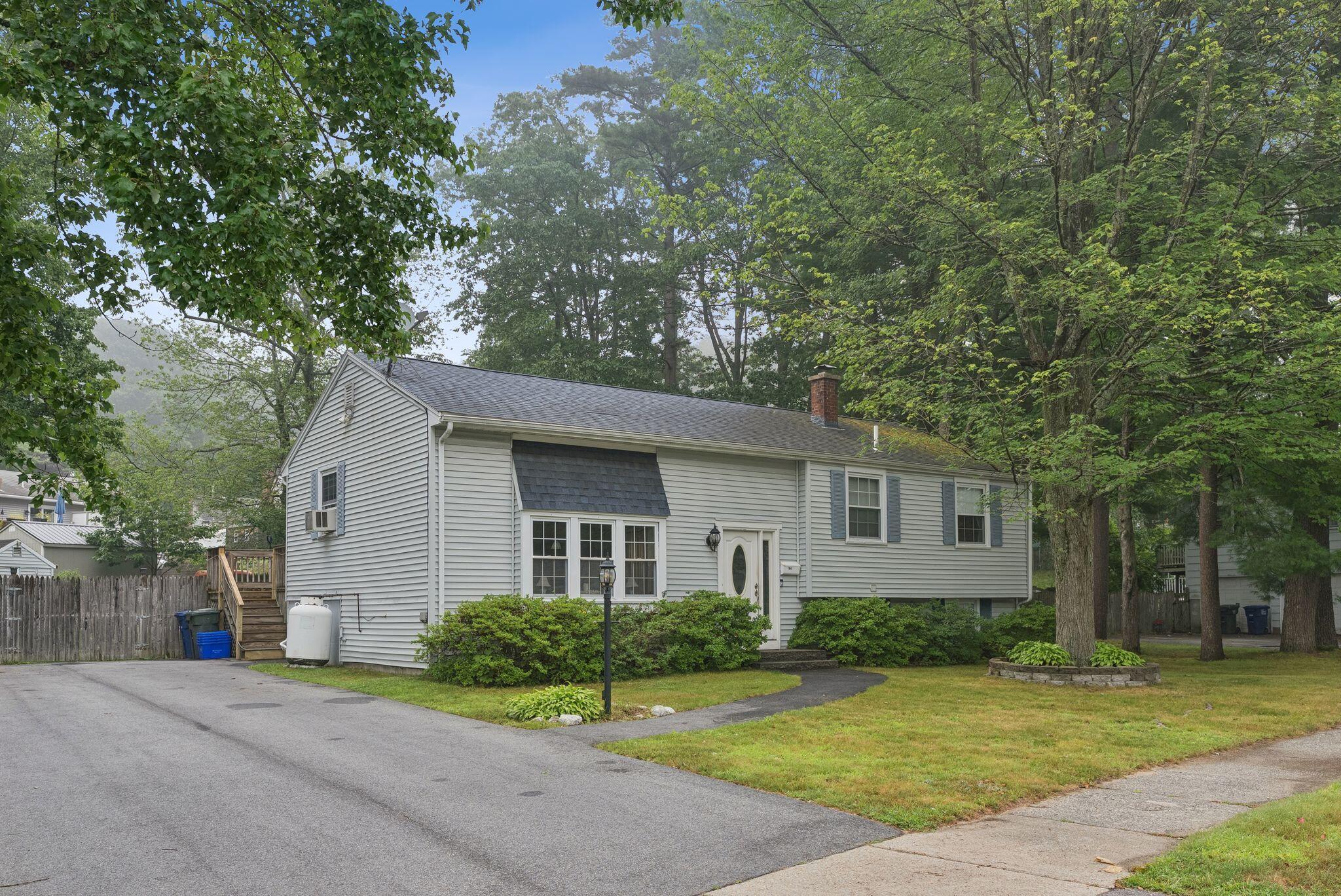 164 Sandy Hill Road South Portland, ME 04106 - Photo 4 of 38 DSC09884