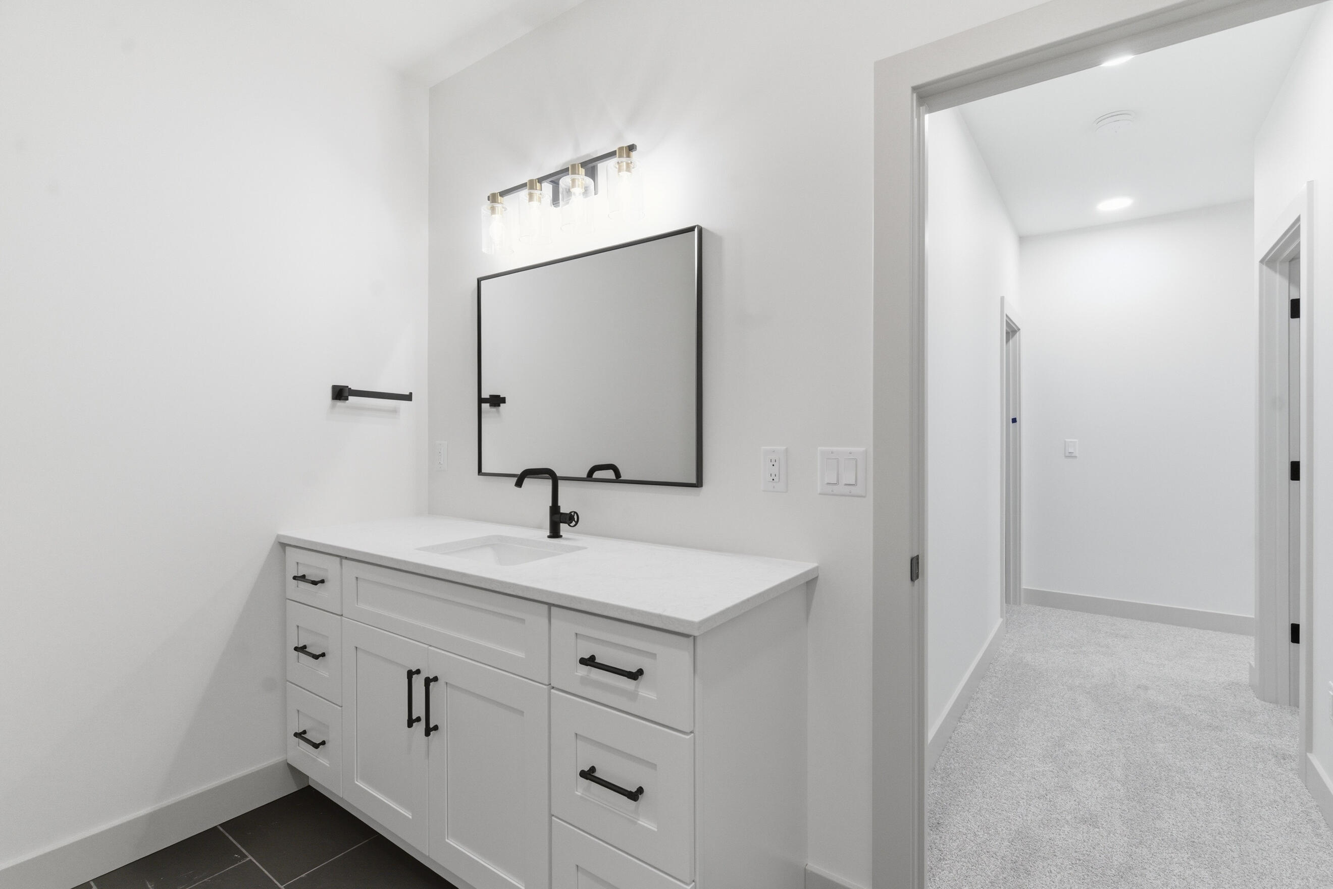 61121 Airpark Lane Mattawan, MI 49071 - Photo 41 of 66 DSC06302