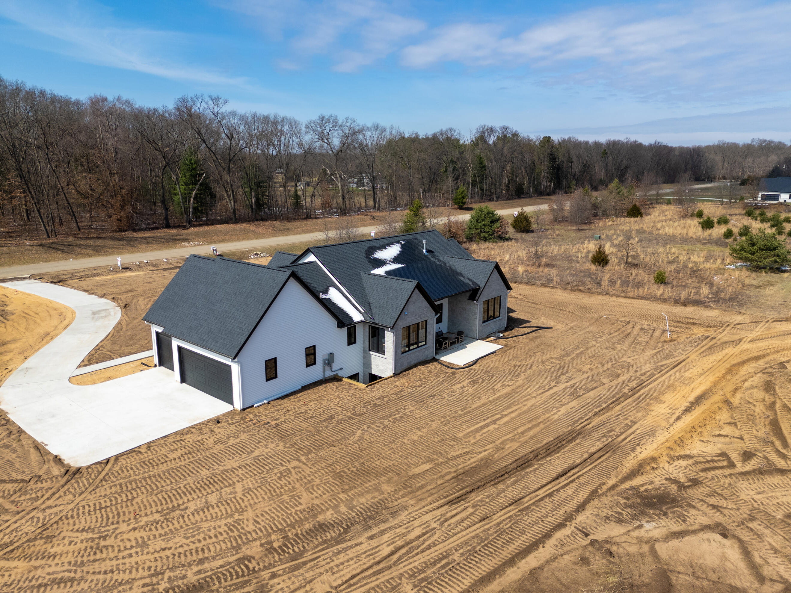 61121 Airpark Lane Mattawan, MI 49071 - Photo 45 of 66 DJI_20260319140315_0469_D
