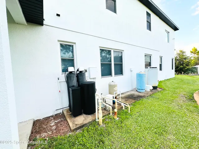 $1,450,000 | 4762 Blossom Ridge Place, Grant, FL 32949