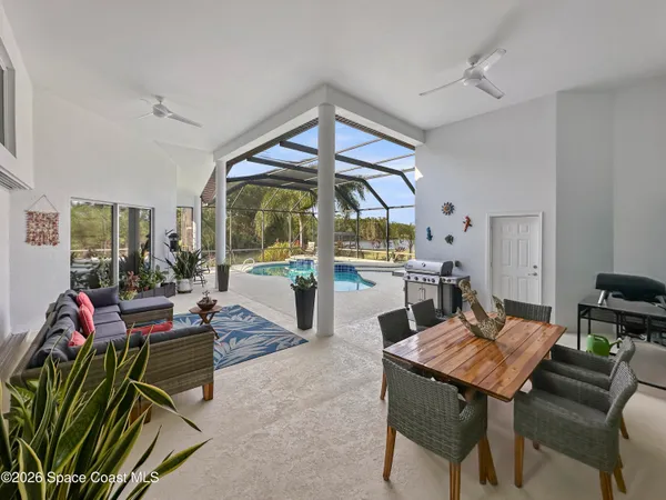 $1,425,000 | 4762 Blossom Ridge Place, Grant, FL 32949