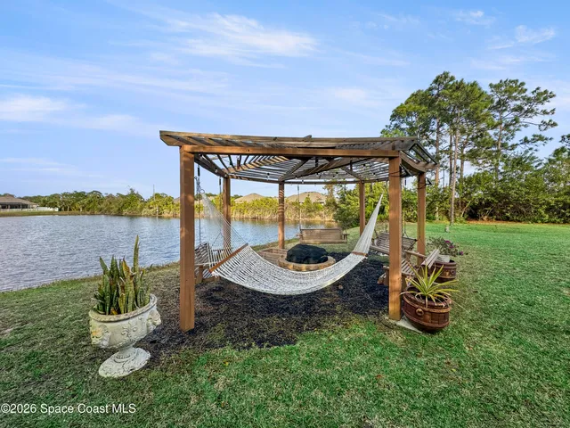 $1,425,000 | 4762 Blossom Ridge Place, Grant, FL 32949