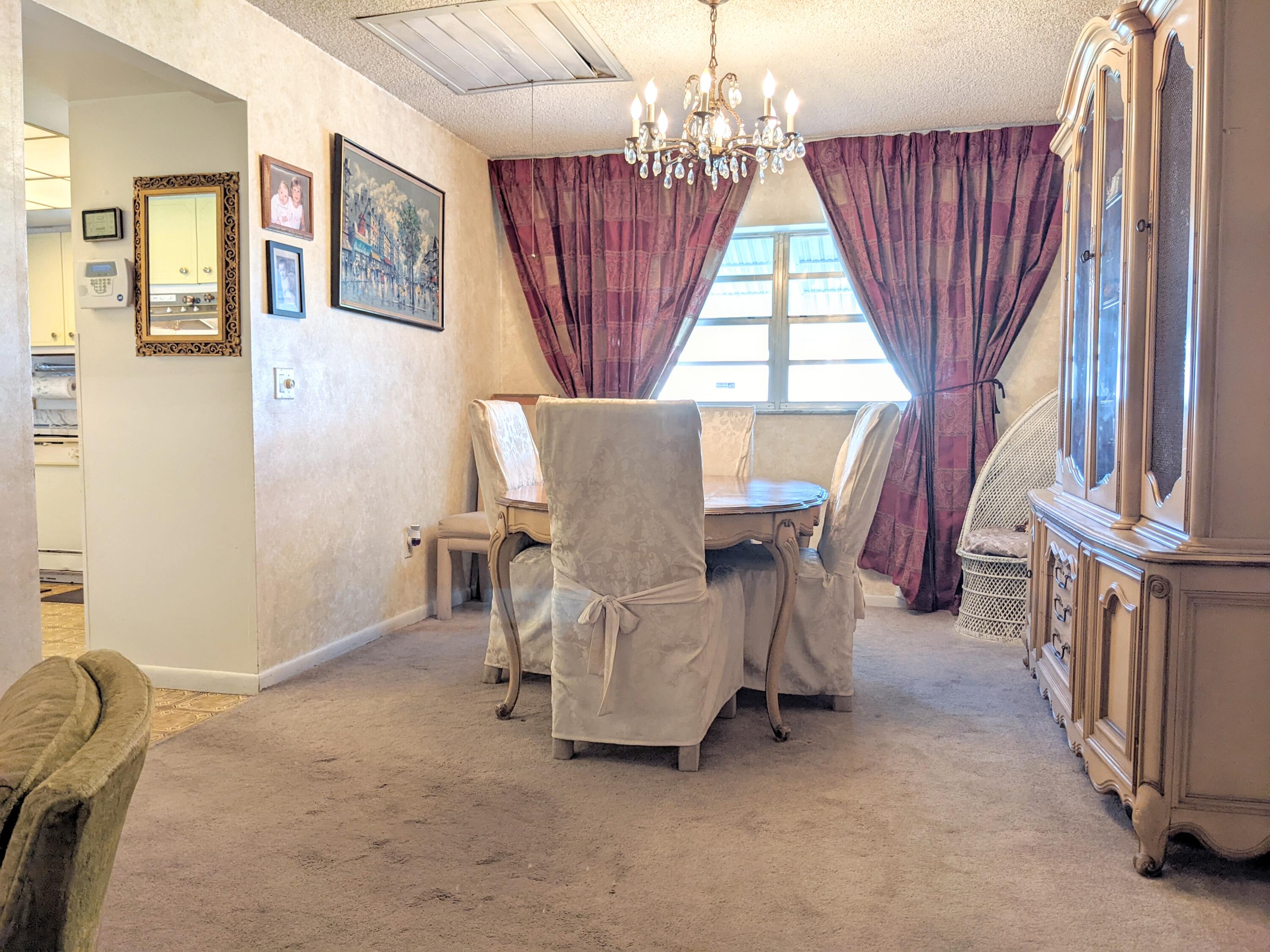 22531 Southwest 65th Avenue Boca Raton, FL 33428 - Photo 7 of 11 Dining Room