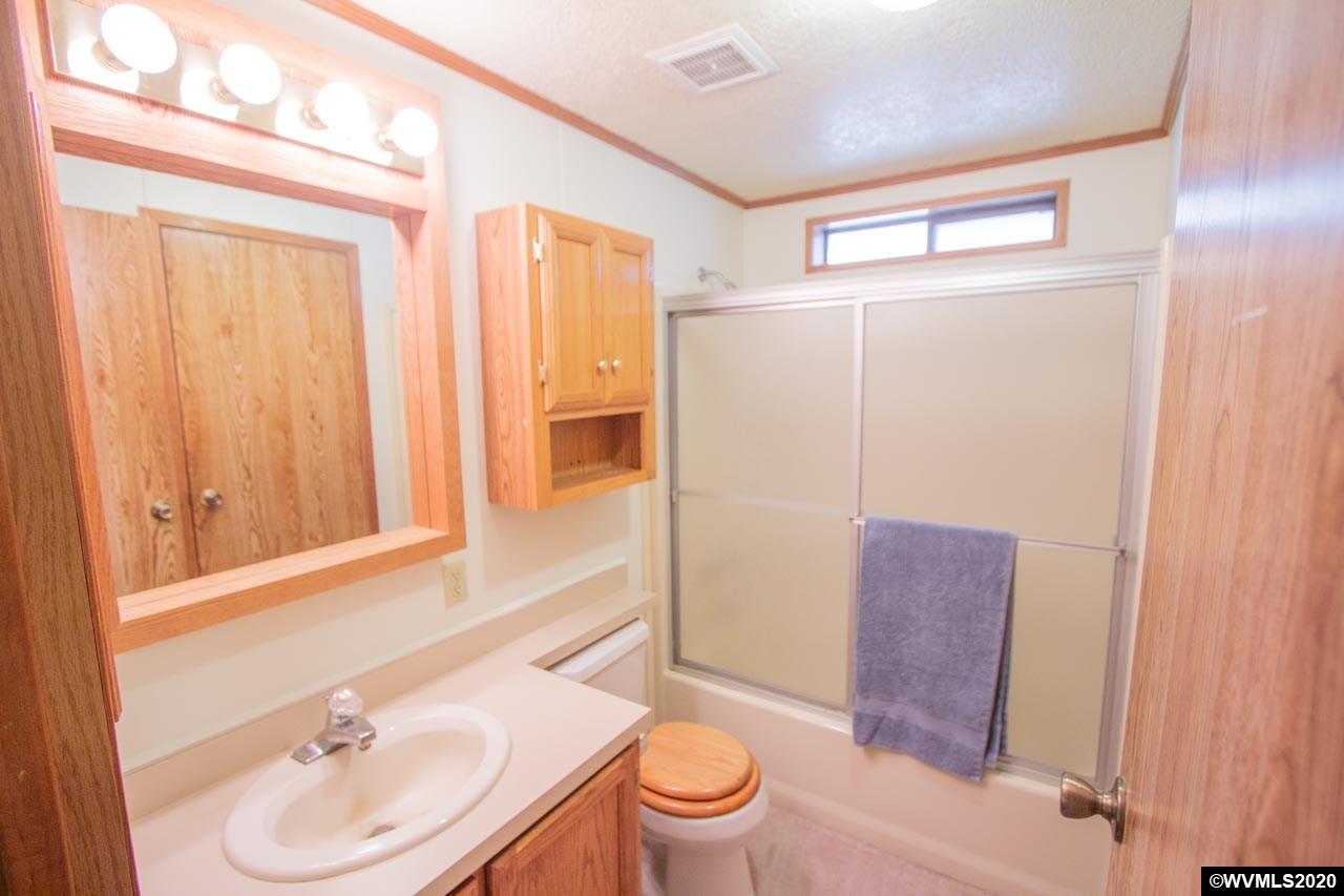 33125 White Oak Road, Unit 11 Corvallis, OR 97333 - Photo 14 of 23