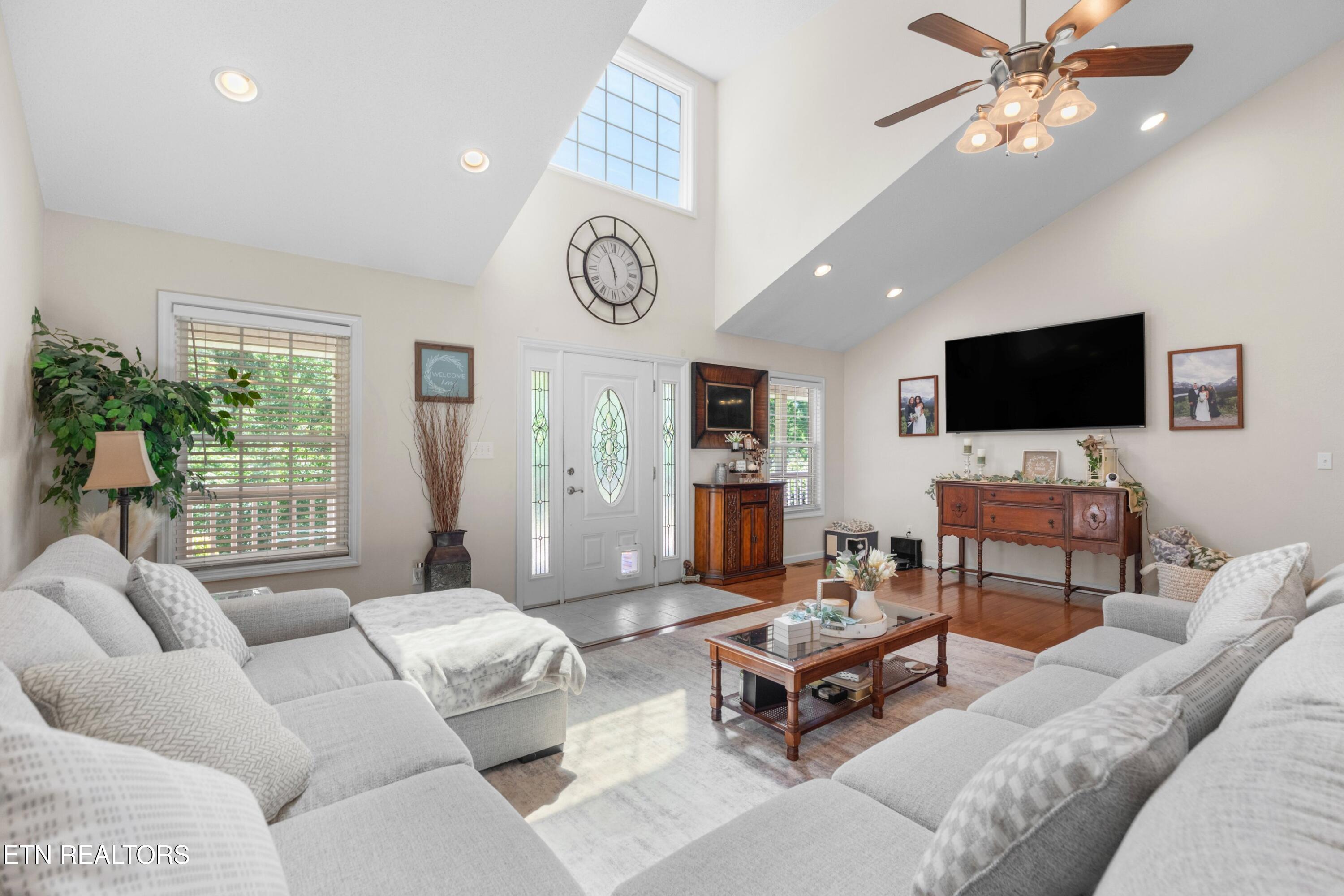 2433 Green Road Cosby, TN 37722 - Photo 6 of 46 008-2433GreenRoad-Cosby-TN-37722-SMALL