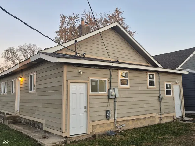 $750 | 1540 Unit B N Grant Avenue, Indianapolis, IN 46201