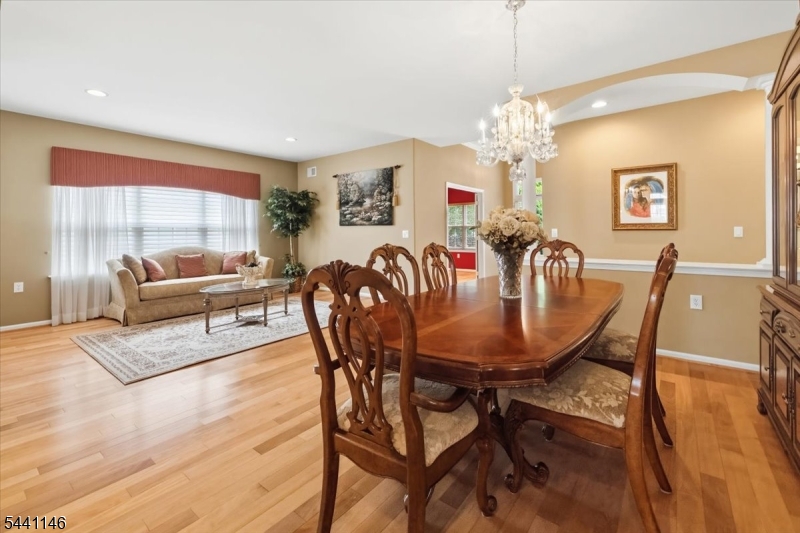 43 Renaissance Boulevard Somerset, NJ 08873 - Photo 4 of 43