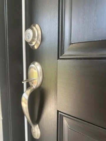 a close view of light fixtures and washer