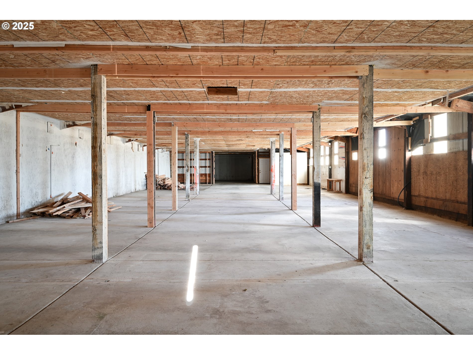 32705 Northeast Chamberlain Road Corbett, OR 97019 - Photo 41 of 48 Gallery Image 41