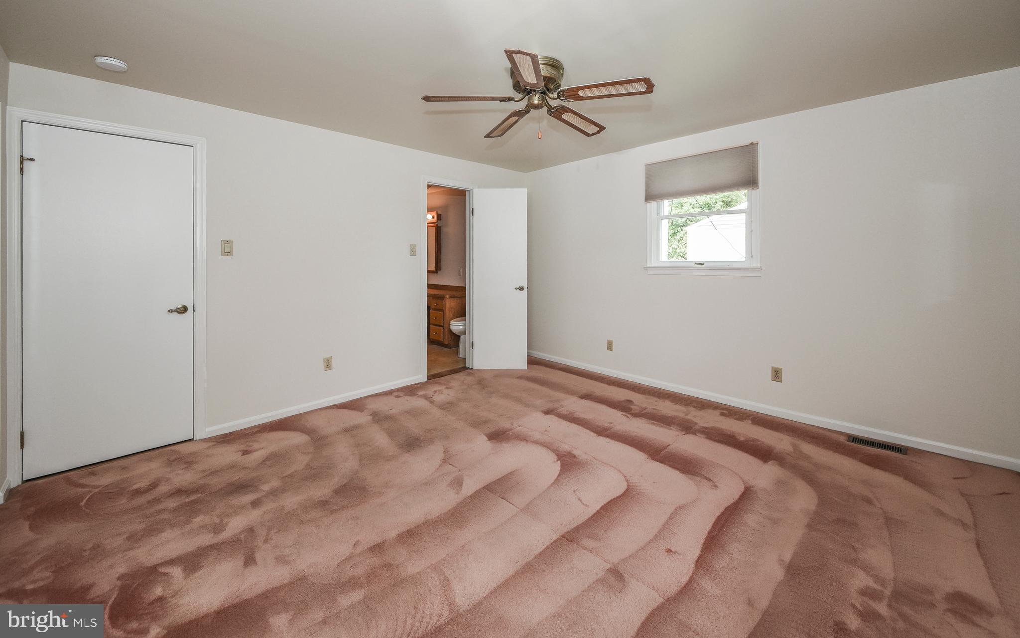 2615 Windy Bush Road Newtown, PA 18940 - Photo 13 of 22 Main Unit Bedroom w/ Full Bath