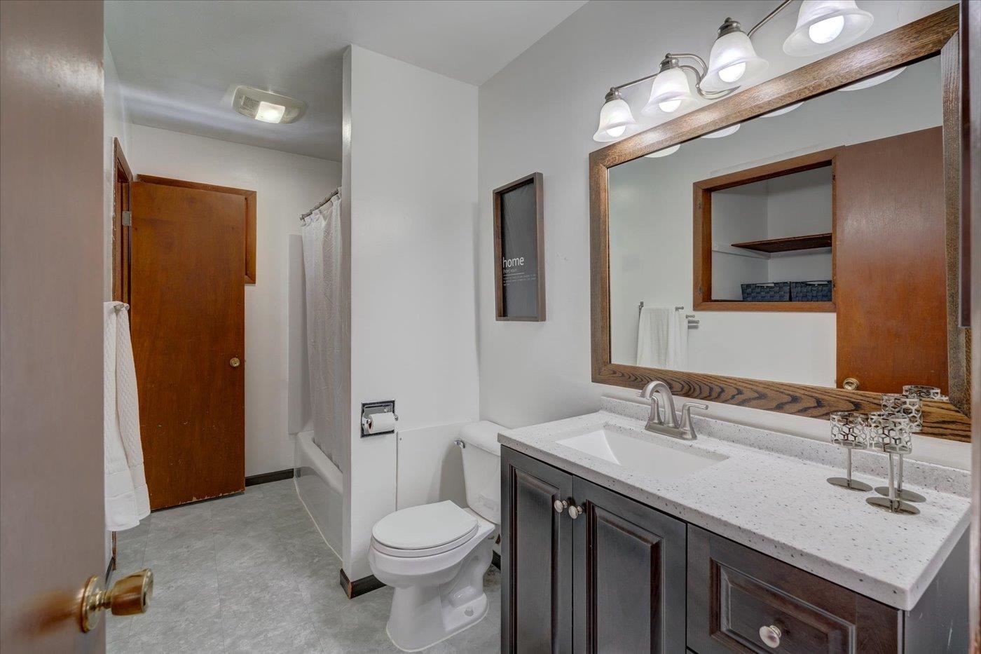 413 North Rosa Road Madison, WI 53705 - Photo 14 of 40