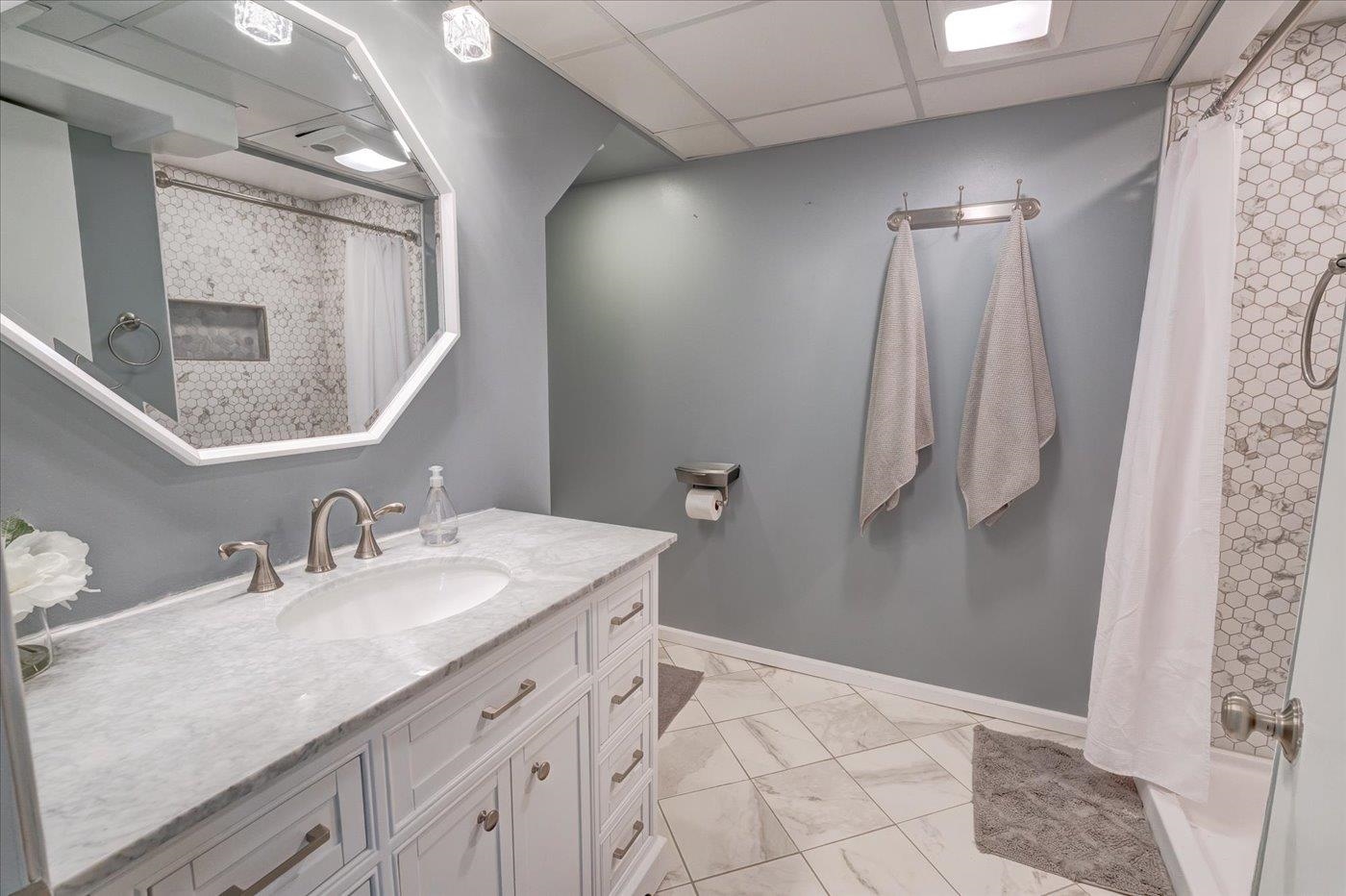 413 North Rosa Road Madison, WI 53705 - Photo 26 of 40