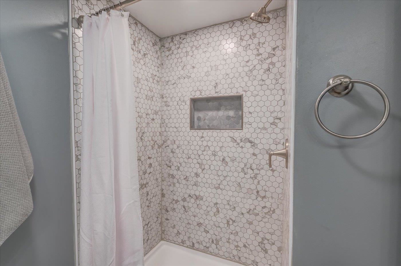 413 North Rosa Road Madison, WI 53705 - Photo 27 of 40