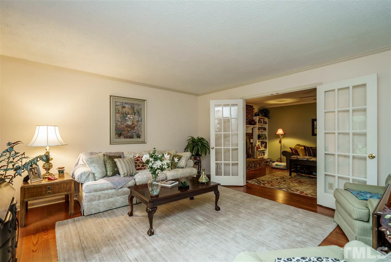 809 Purdue Street Raleigh, NC 27609 - Photo 4 of 26