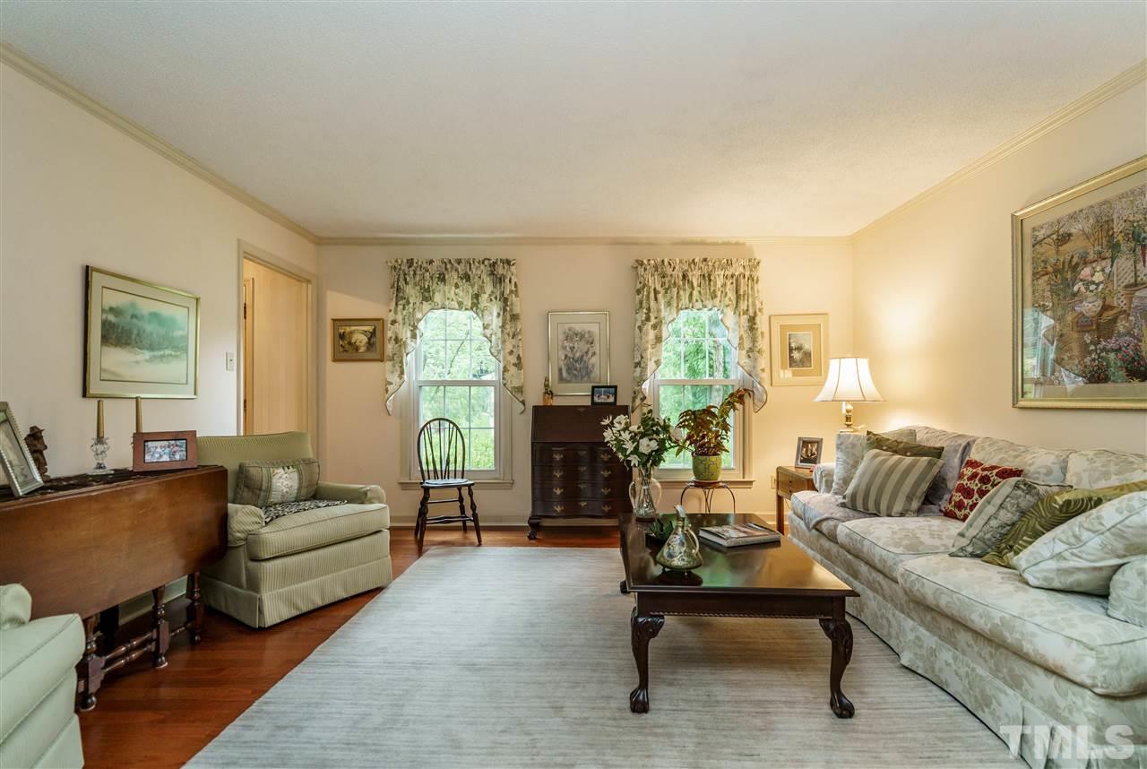 809 Purdue Street Raleigh, NC 27609 - Photo 5 of 26