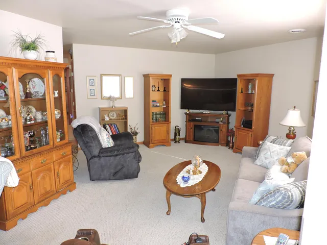 $284,900 | 1515 Raveen Street, Fort Atkinson, WI 53538