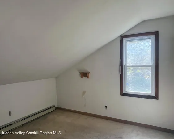 $489,000 | 729 Springtown Road, Tillson, NY 12486