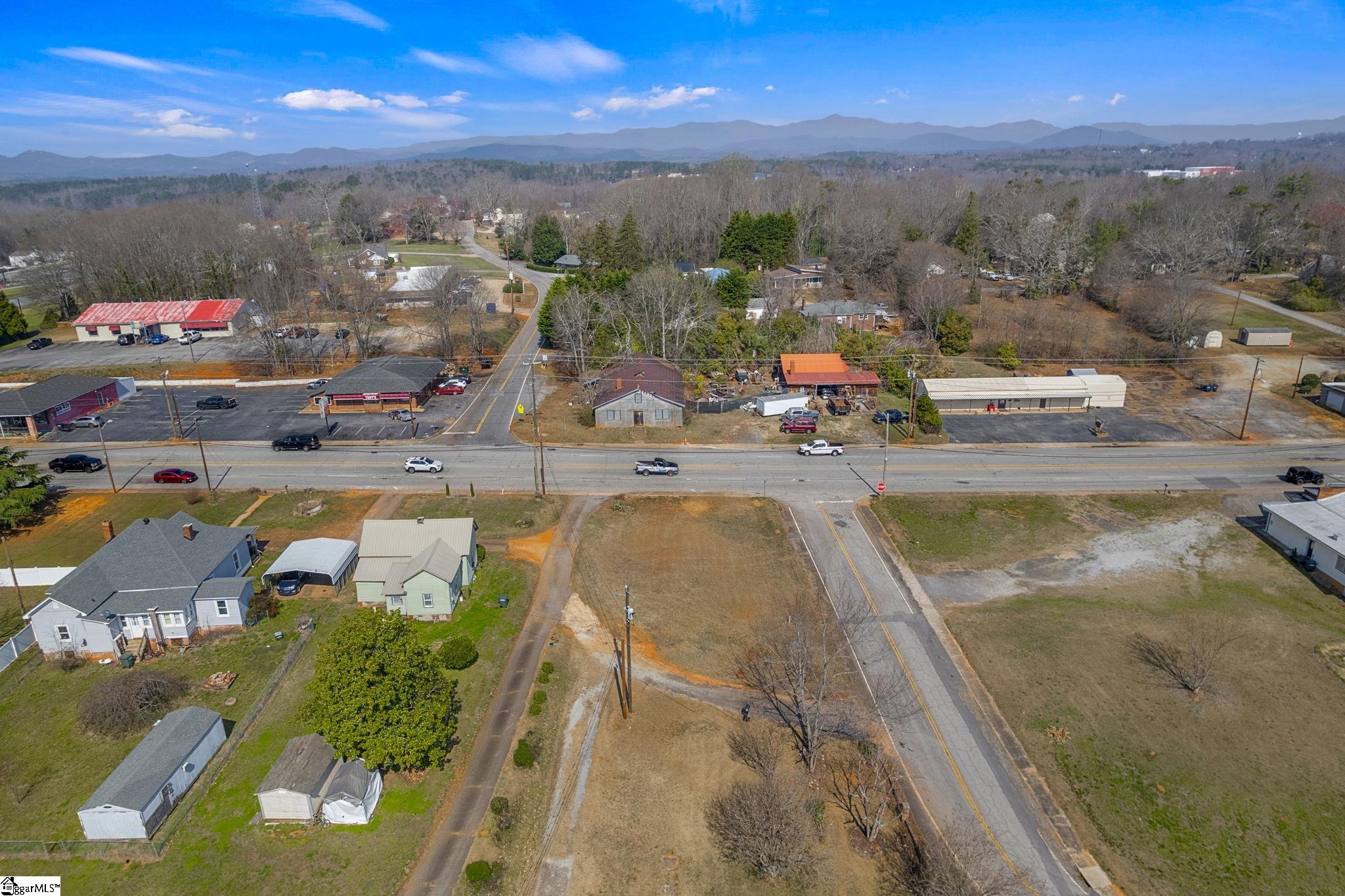 599 West Main Street Pickens, SC 29671 - Photo 12 of 17