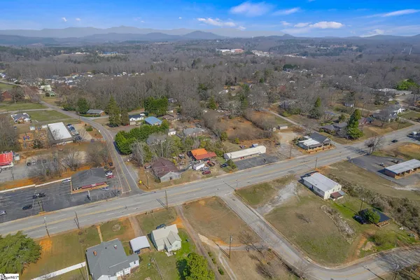 $48,000 | 599 West Main Street, Pickens, SC 29671