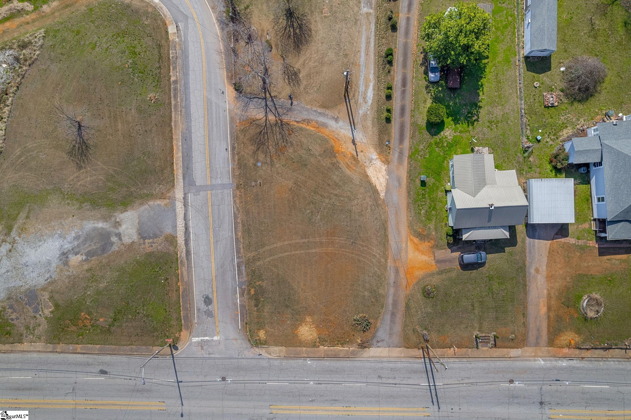 599 West Main Street Pickens, SC 29671 - Photo 4 of 17