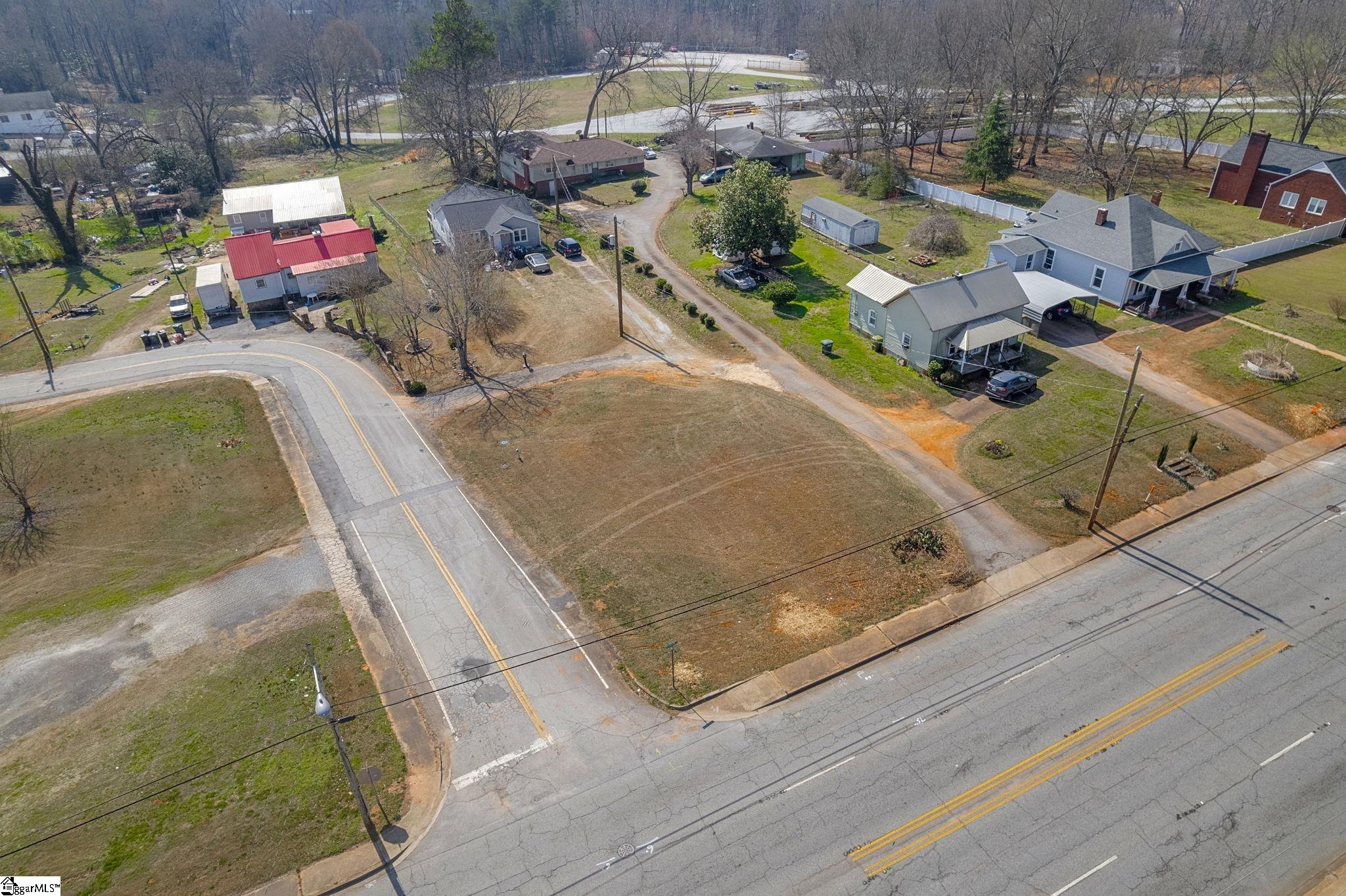 599 West Main Street Pickens, SC 29671 - Photo 5 of 17