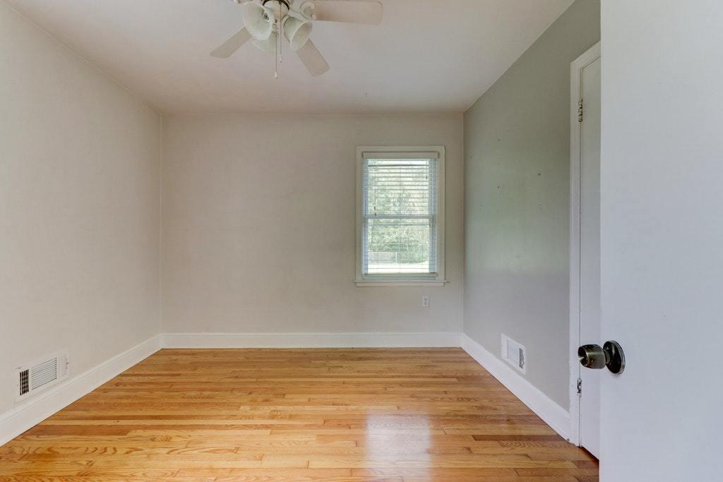6913 Plantation Road Roanoke, VA 24019 - Photo 13 of 25 013-289259-IMG_8339_40_41_42_43_6941664