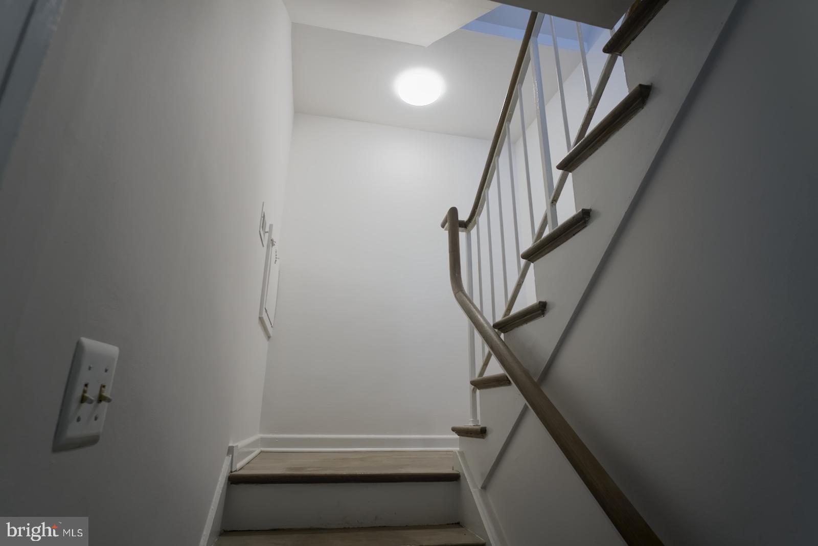 301 I Street Southwest, Unit 108 Washington, DC 20024 - Photo 12 of 66 a view of entryway