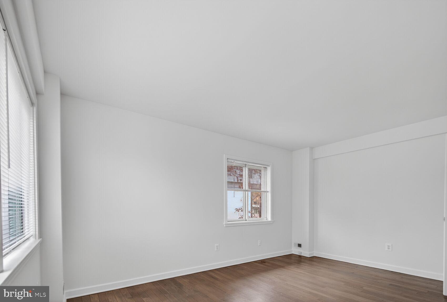301 I Street Southwest, Unit 108 Washington, DC 20024 - Photo 40 of 66 an empty room with a window