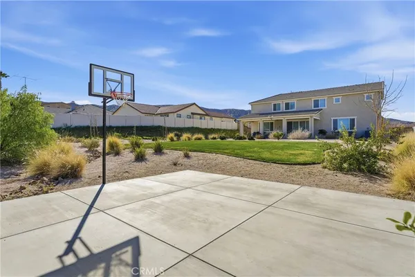 a house view with a outdoor space