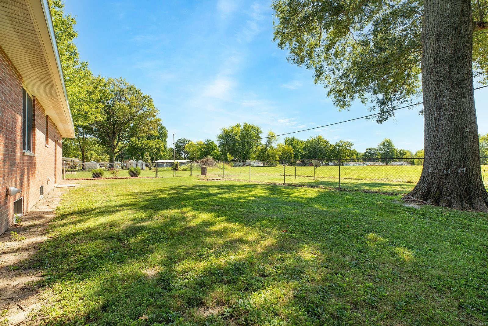 115 Virginia Street Brighton, IL 62012 - Photo 11 of 39 Gallery Image 11