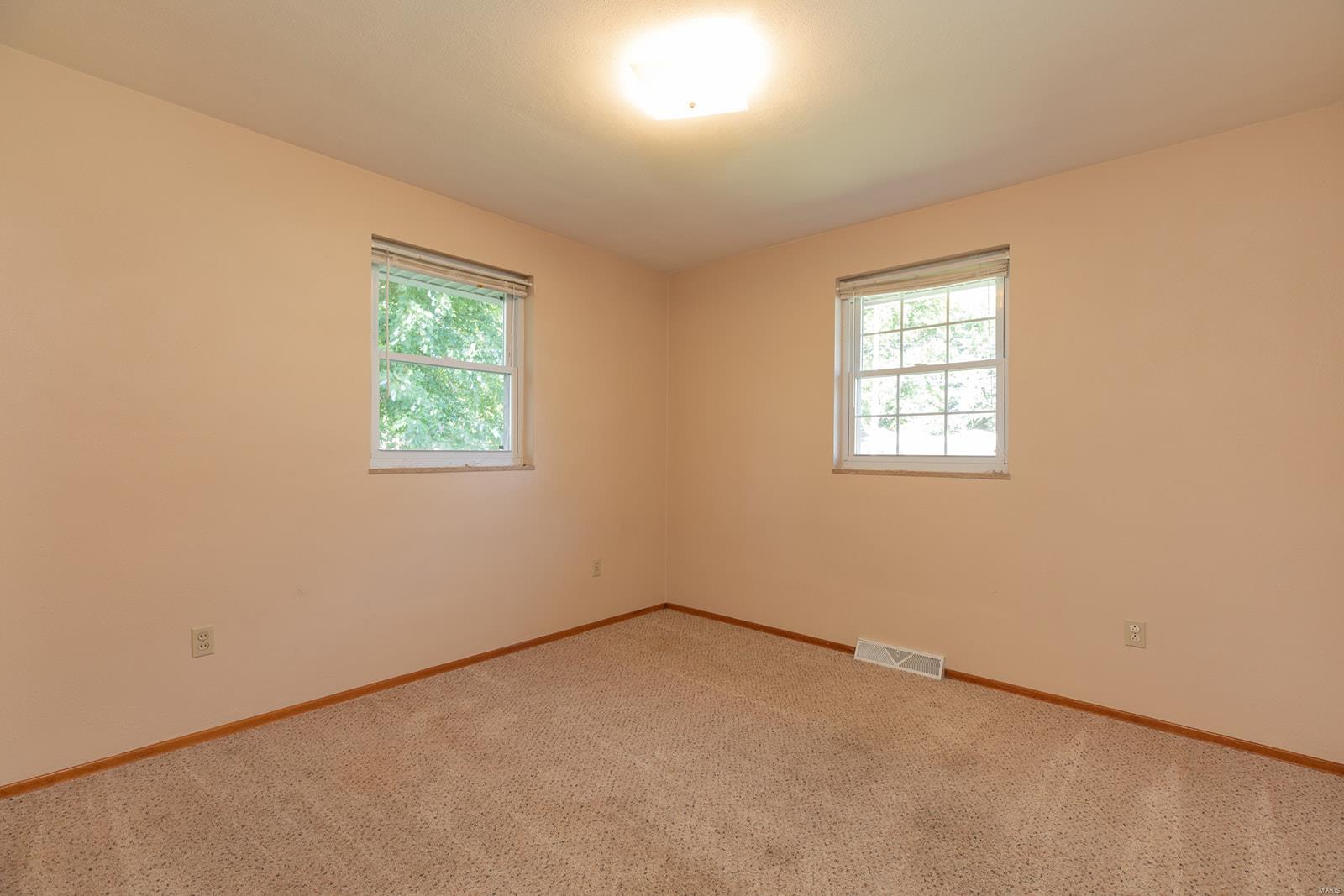 115 Virginia Street Brighton, IL 62012 - Photo 25 of 39 Gallery Image 25