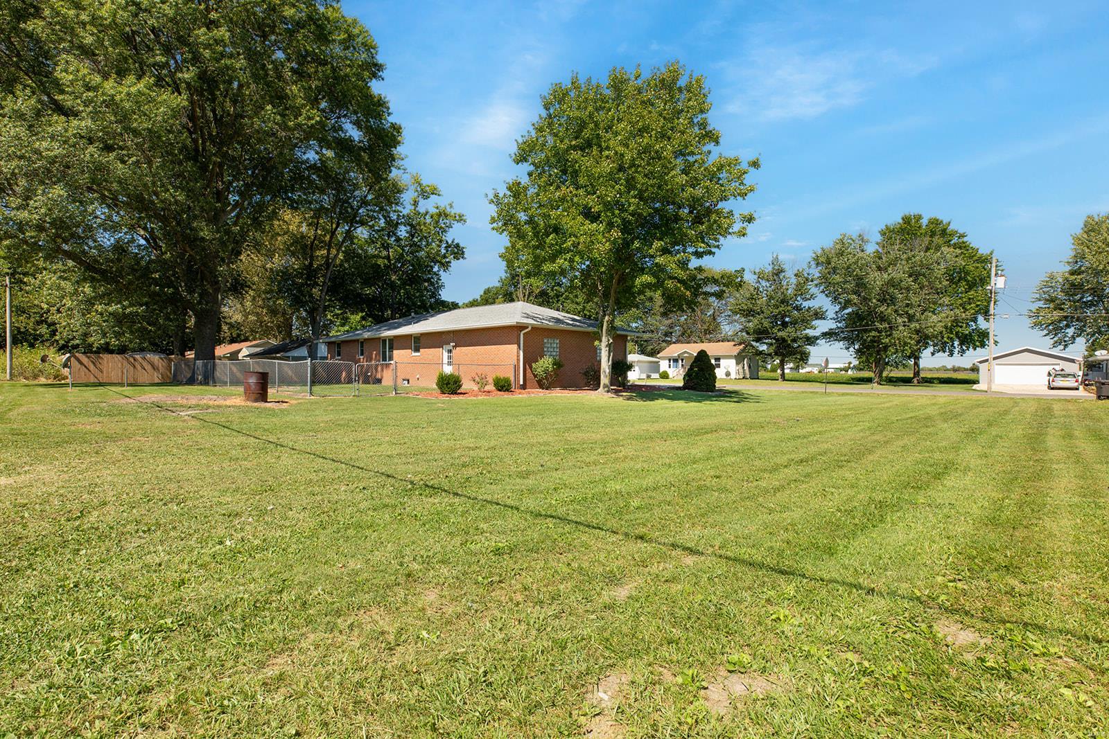 115 Virginia Street Brighton, IL 62012 - Photo 8 of 39 Gallery Image 8