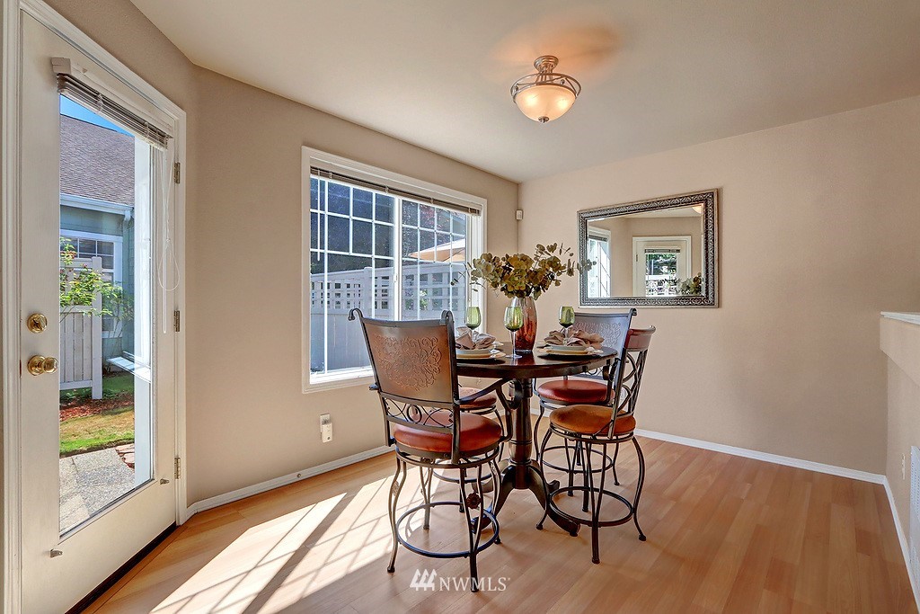 4823 Northeast 5th Street Renton, WA 98059 - Photo 9 of 22