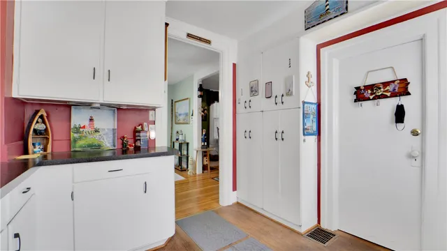 $299,900 | 228 Maple Avenue, Victor, NY 14564